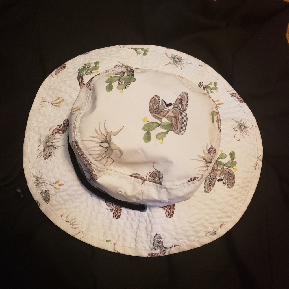 Vans Boonie Bucket Hat Snake Rattlesnake Plant Print Women's Small